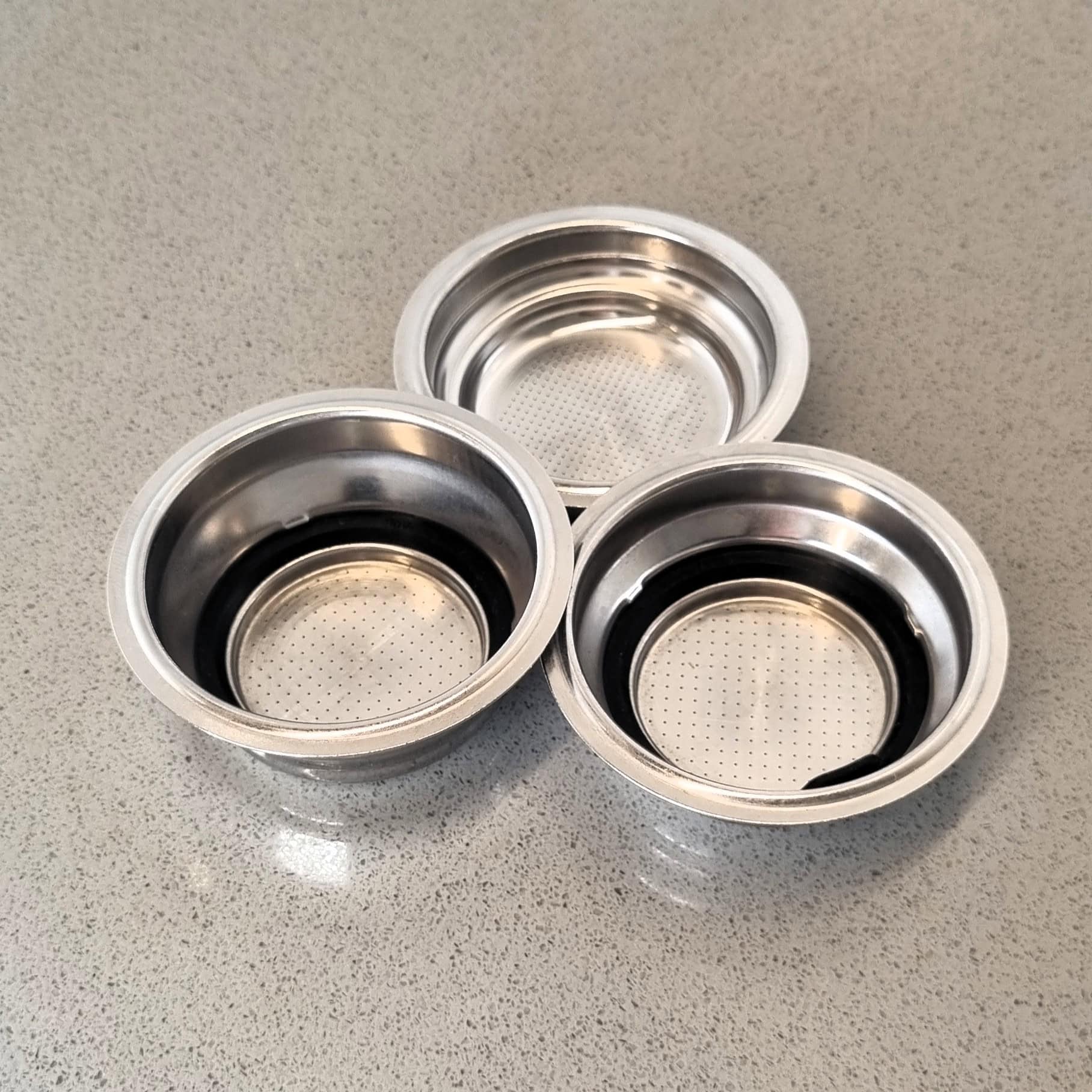 DeLonghi Stock Baskets